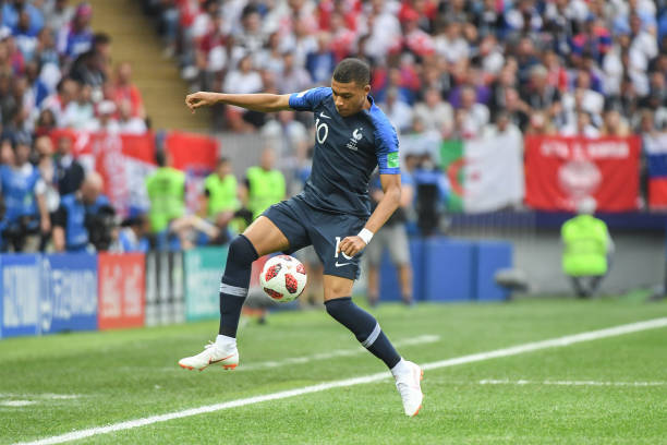 现代足球市 现代足球市